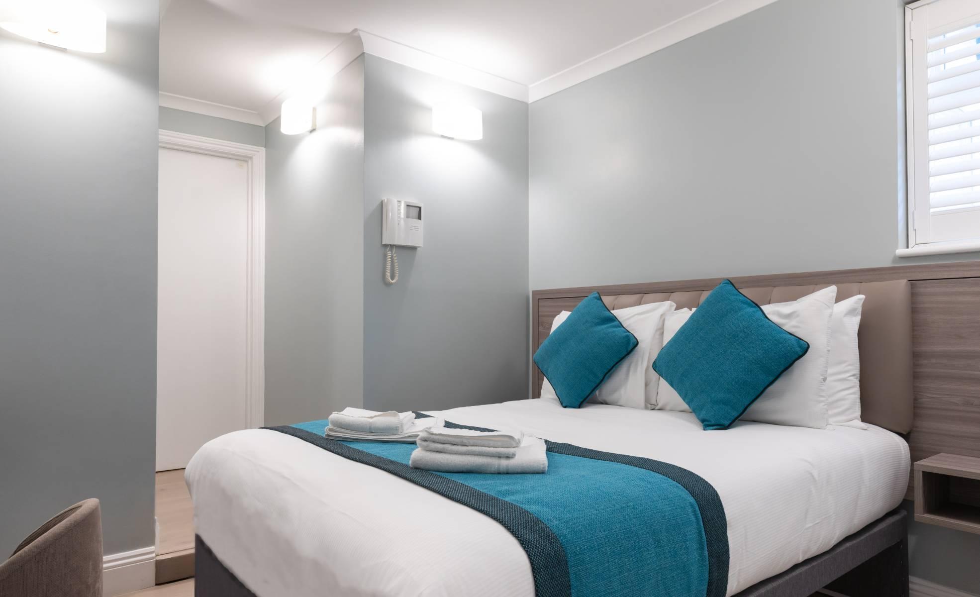 One Bedroom Aparment with a Sofa Bed  SW1 Apartments London